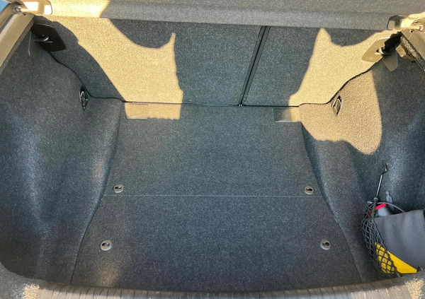 BMW Seria 1 cena 27900 przebieg: 138605, rok produkcji 2011 z Ustroń małe 704
